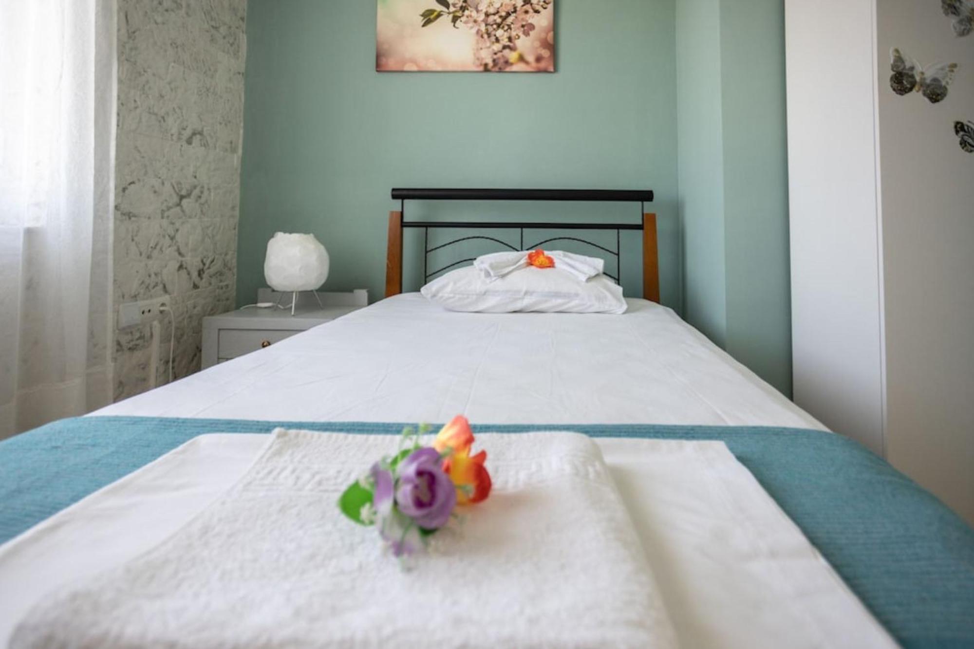 Marilis House, Private Pool, Wifi, Mountain View, Netflix, Self-check-in Villa *