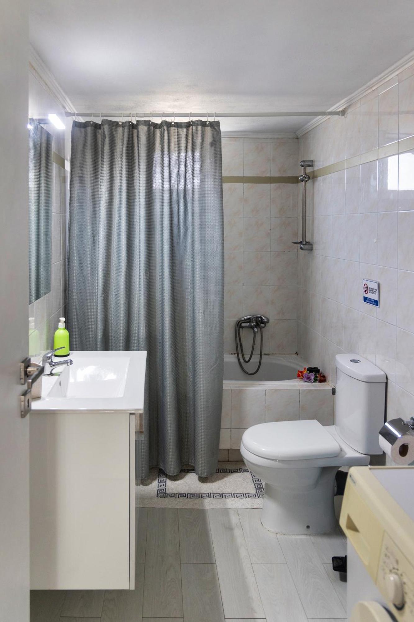 Villa Marilis House, Private Pool, Wifi, Mountain View, Netflix, Self-check-in